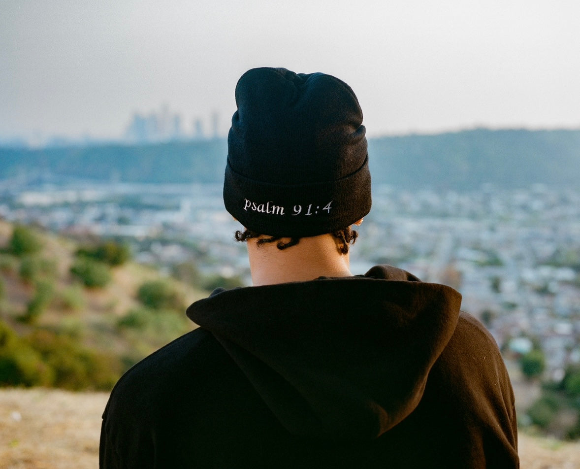 Onyx Cuffed Beanie